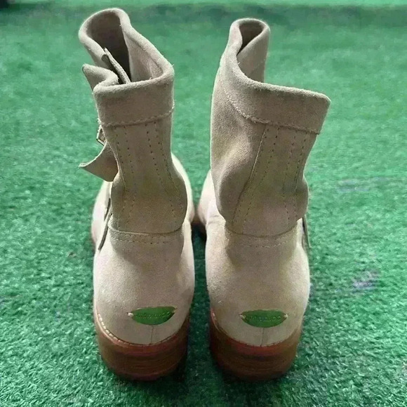 Jimmy Choo - Picture 4 of 7